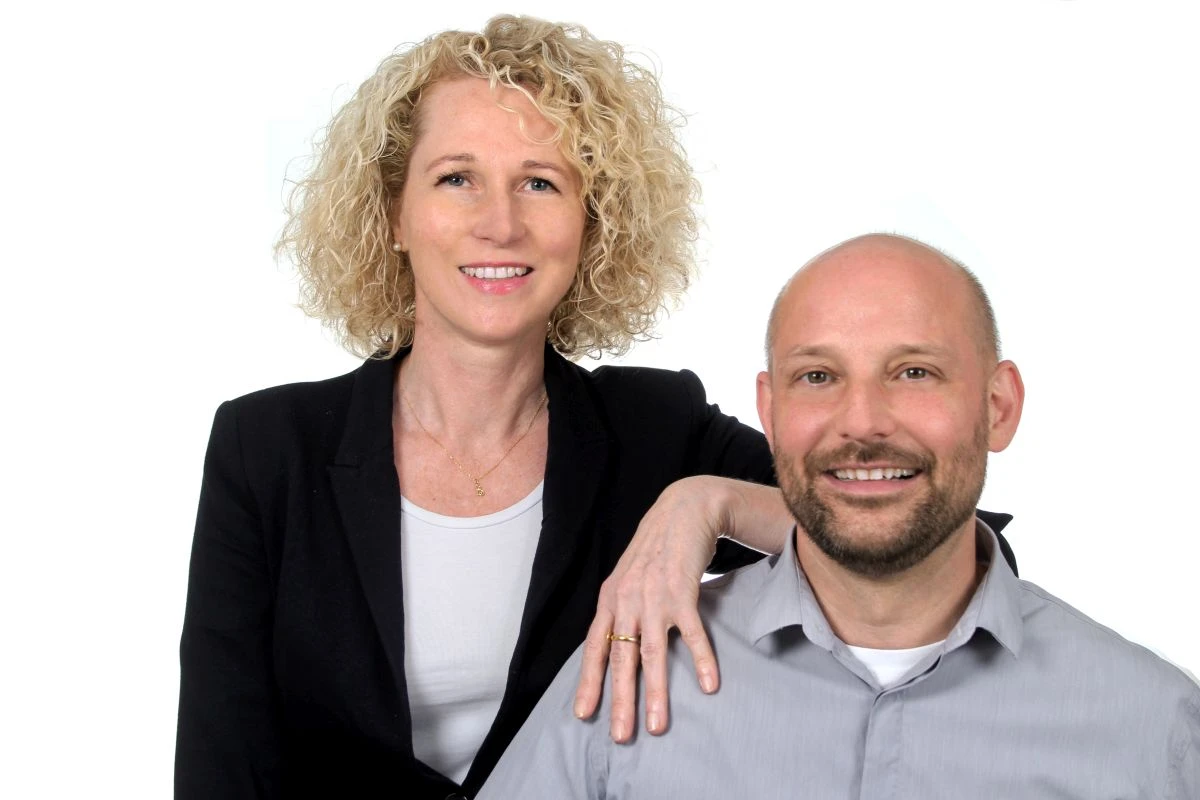 Leidenschaft für stylische Katzenmöbel. Das innovative Designerpaar von stylecats: Anja Staege-Thylmann und Carsten Thylmann